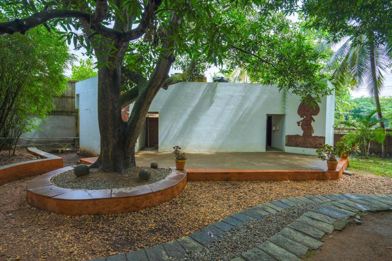 Fragrant Nature Backwater Resort & Ayurveda Spa Kollam Esterno foto