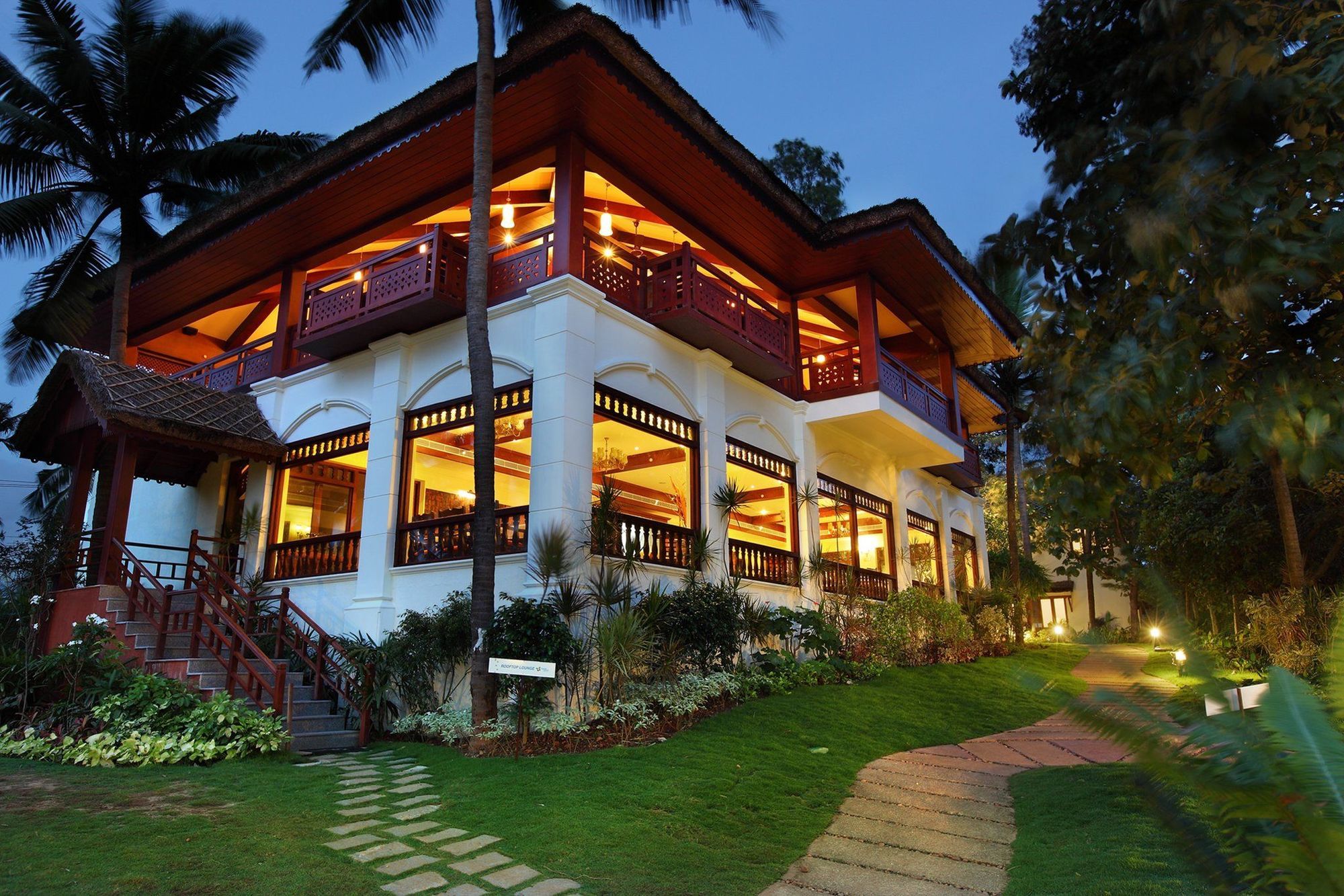Fragrant Nature Backwater Resort & Ayurveda Spa Kollam Esterno foto