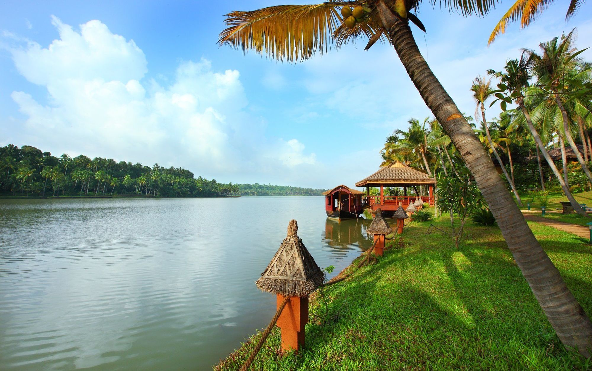 Fragrant Nature Backwater Resort & Ayurveda Spa Kollam Servizi foto